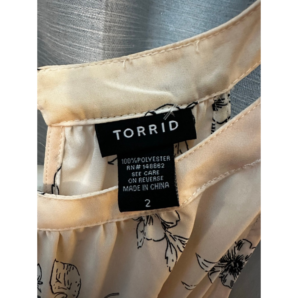 Torrid Plus 2X Blush Pink Black Floral Halter Neck Tank Top - Picture 6 of 12